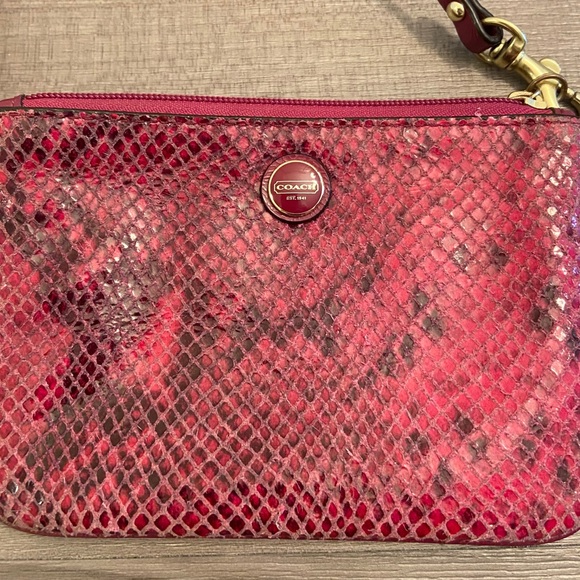 COACH clutch - red snakeskin - Picture 2 of 12